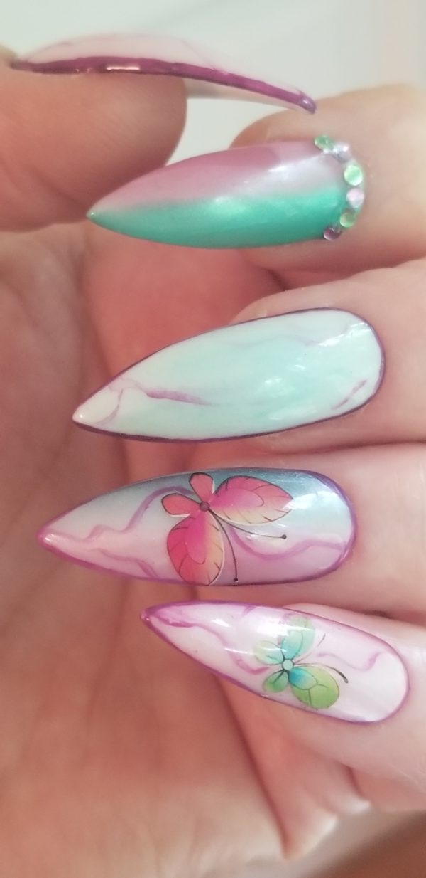 Fade Pink Green Butterfly Nails