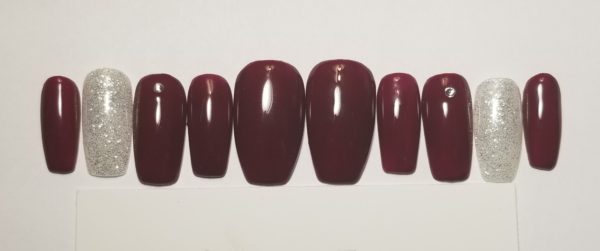 Burgundy Wine With Sparkle Accent Nails - Image 6