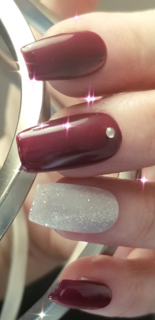 Burgundy Wine With Sparkle Accent Nails