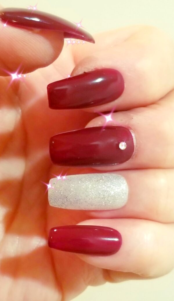 Burgundy Wine With Sparkle Accent Nails - Image 5