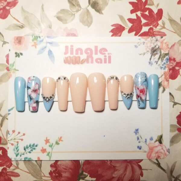 acrylic press on nail tips with nail art