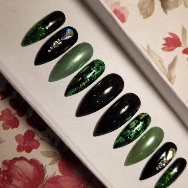 Emerald Green Holo Mirror Press on Nails Stones - Image 9