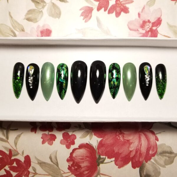 Emerald Green Holo Mirror Press on Nails Stones - Image 8