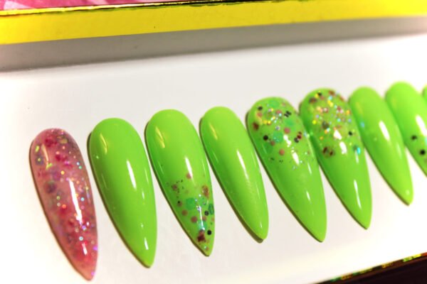 Stiletto press on nails