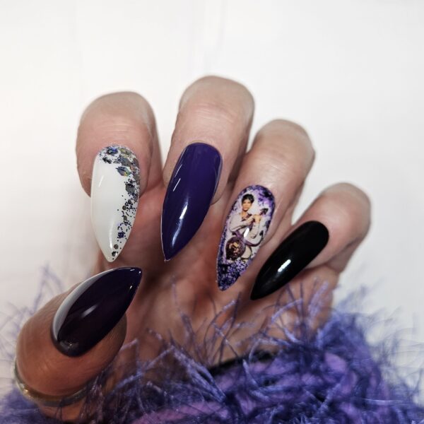 Rock On with Custom Band-Inspired Press-On Nails - Image 4